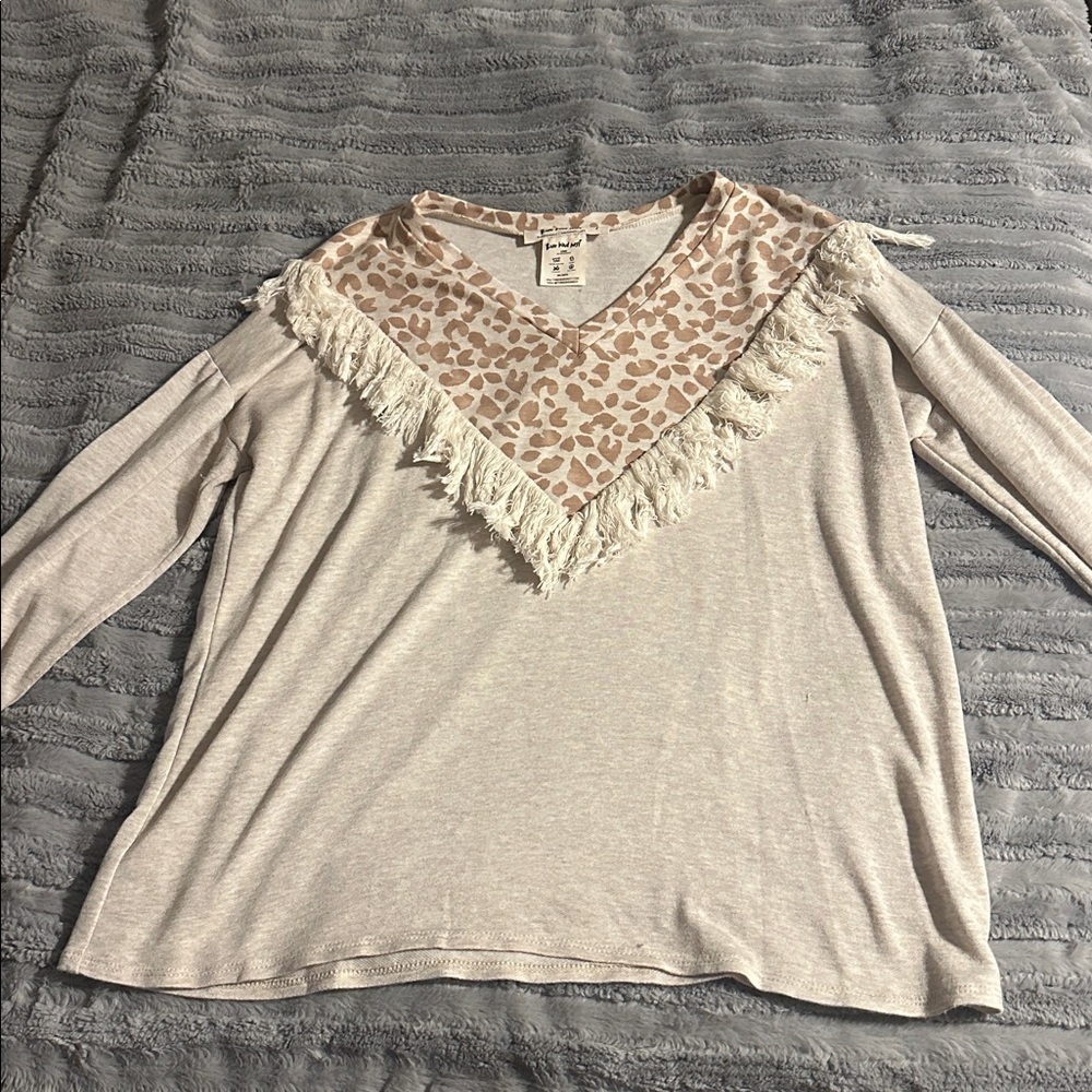 Three Bird Nest Leopard Print V-Neck Top